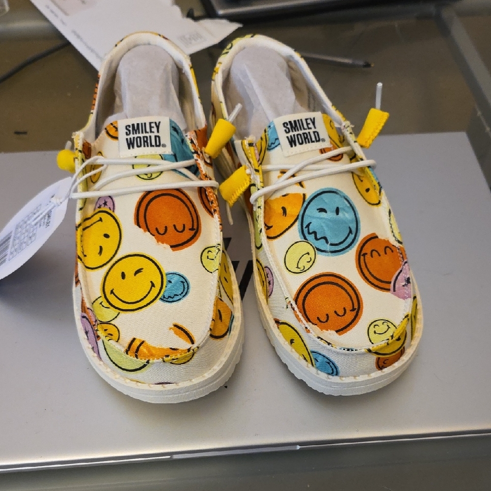 Adult Hey Dudes in Multi Smiley Print